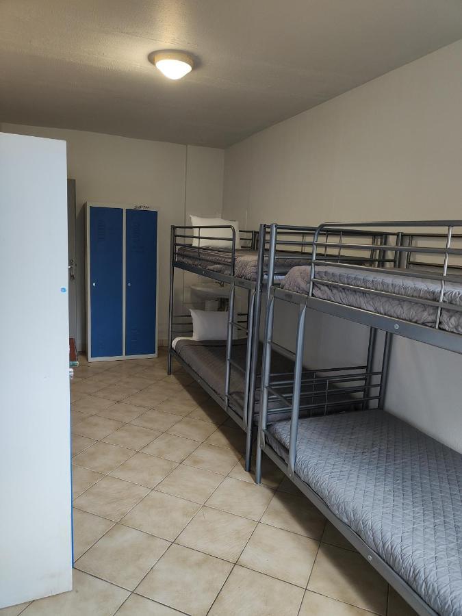 Hotel Les 4 Chenes ポントー・コンボー エクステリア 写真